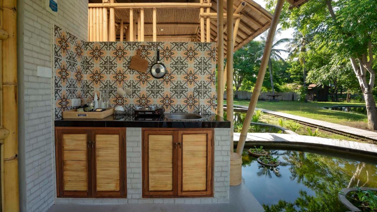 Pravasa Gili Resort By Kajane Gili Meno Ngoại thất bức ảnh